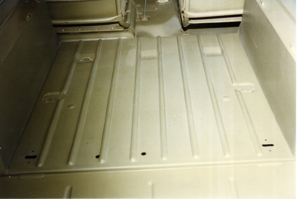 CJ2-09 Rear Floor