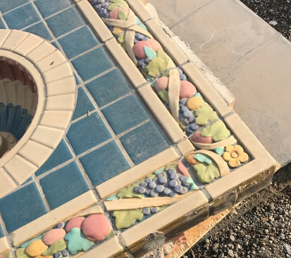 The deluxe border of fruits for the fountain.  This was in the executive suites.